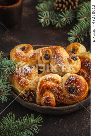 Traditional Swedish Christmas saffron buns  43258012
