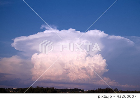 宇都宮市　かなとこ雲（積乱雲） 43260007