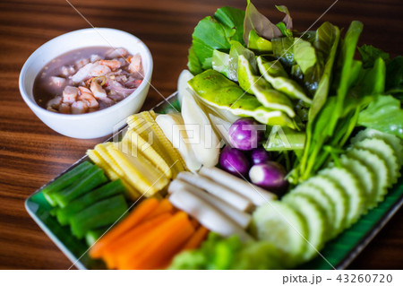Shrimp paste chilli sauce with fresh vegetable set Shrimp paste chilli sauce with fresh vegetable set 43260720