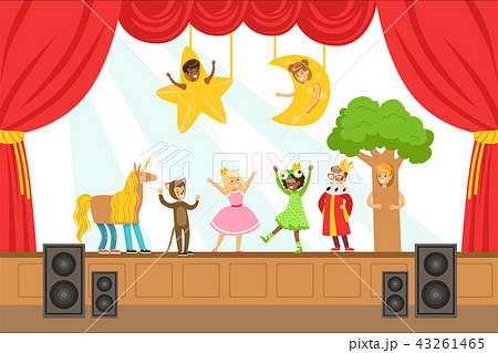 Children Actors Performing Fairy Tale On Stage のイラスト素材