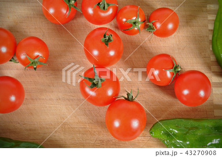 Fresh vegetables Fresh vegetables 43270908