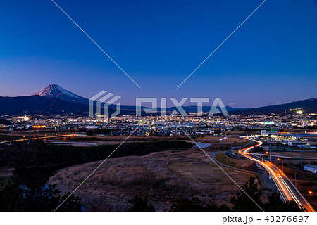 （静岡県）伊豆中央道の軌跡と富士山 43276697