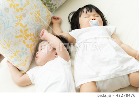 赤ちゃん 43278476