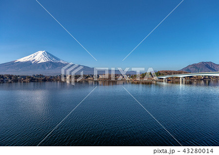 富士山 (河口湖 3月 晴れ) 富士山 (河口湖 3月 晴れ) 43280014