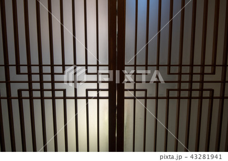 日本建築 磨りガラス 格子戸 日本建築 磨りガラス 格子戸 43281941