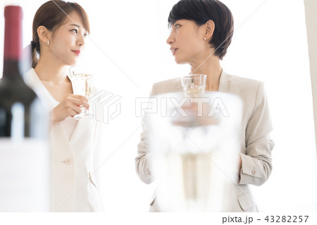 ビジネスパーティ 43282257