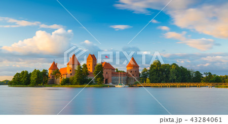 Old castle in sunset time. Trakai, Lithuania 43284061