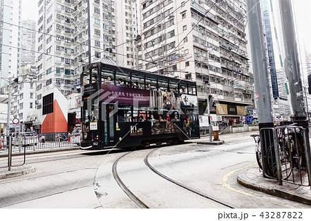 Hong Kong tram 43287822