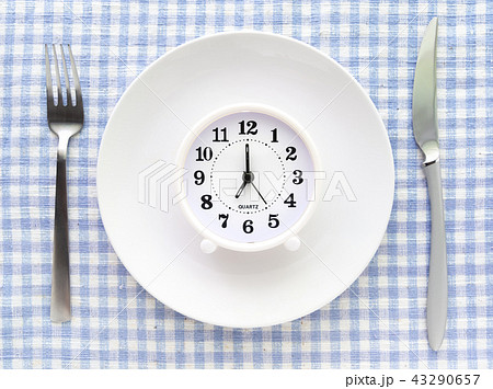 時計 食事時間 テーブルウェア カトラリー ナイフ フォーク 朝ごはん 夕飯 時計 食事時間 テーブルウェア カトラリー ナイフ フォーク 朝ごはん 夕飯 43290657