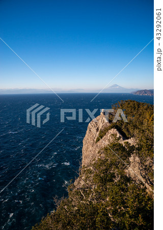 (静岡県)西伊豆の海岸線・烏帽子山 (静岡県)西伊豆の海岸線・烏帽子山 43292061