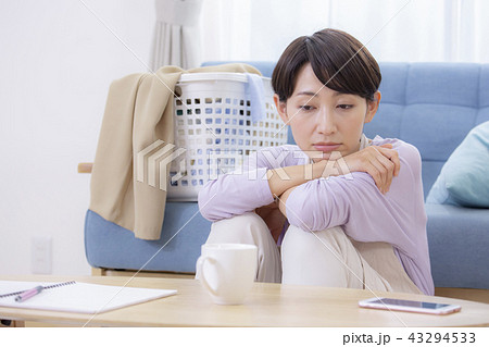 30代女性　疲れ　ストレス　鬱　体調不良 43294533