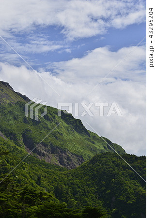 【長崎県】夏の雲仙、普賢岳 43295204