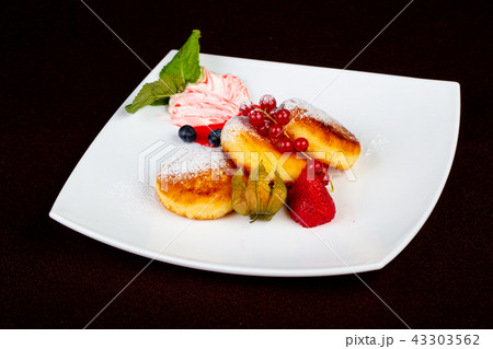 Cheese pan cakes 43303562
