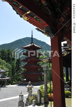 身延山久遠寺五重塔 身延山久遠寺五重塔 43304543