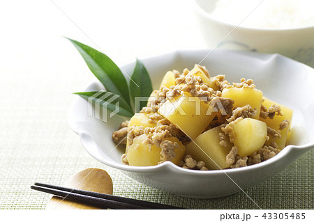 じゃがいものそぼろ煮16 43305485