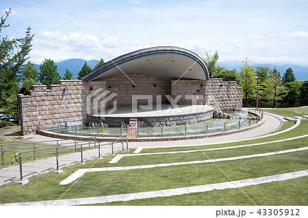 山梨県　笛吹川フルーツ公園　野外ステージ 43305912