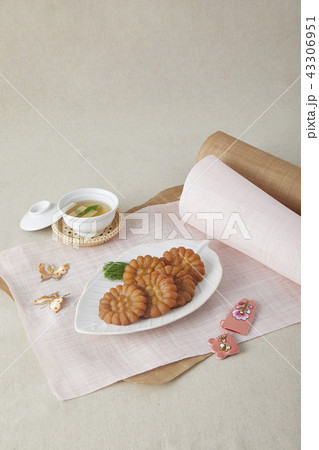 薬と 薬菓 伝統茶 43306951