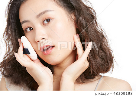 女性　ビューティーシリーズ　メイク 43309198