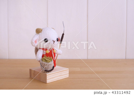 自分のご飯は自分でね 43311492