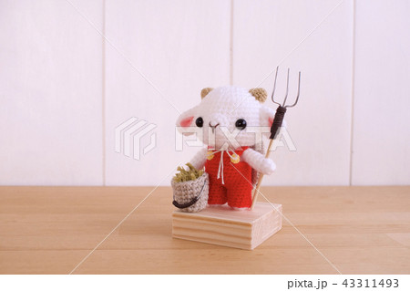 自分のご飯は自分でね 43311493