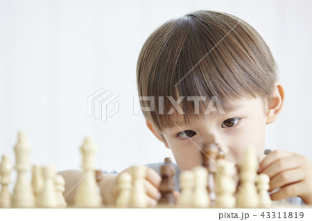 幼児 チェス アメリカ人 43311819