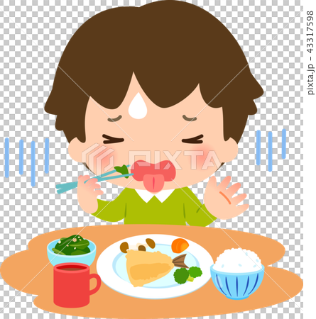 おいしくなさそうに食事する男の子 43317598
