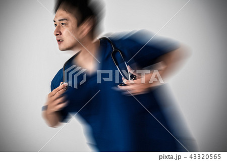 救急救命士、要請、急行 43320565