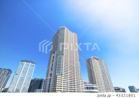 タワーマンションのある都市風景 タワーマンションのある都市風景 43321801