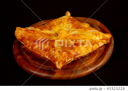 Georgian cuisine - Hachapuri 43323228