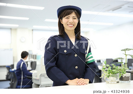婦人警官 43324936