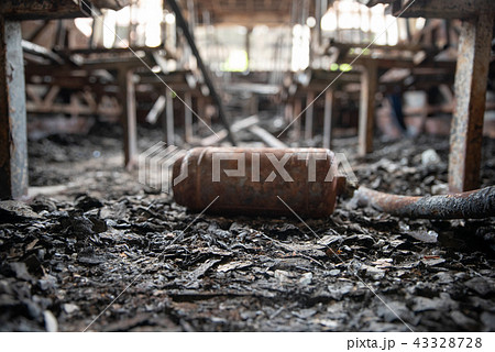 Burned down bus, inside. After a fire. Conception 43328728