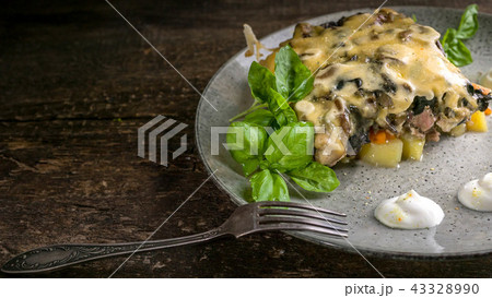 Julienne with mushrooms, cheese and herbs 43328990