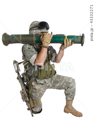 US ARMY soldier with AT4 rocket launcher US ARMY soldier with AT4 rocket launcher 43332271