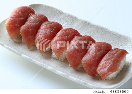 キハダマグロの寿司 43333666