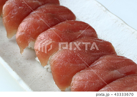 キハダマグロの寿司 43333670