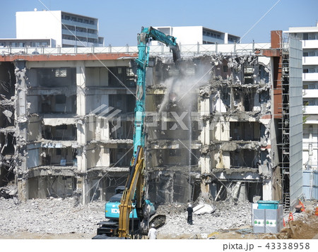 豊四季台団地の解体工事中の住棟 43338958
