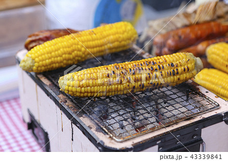 とうもろこし 43339841