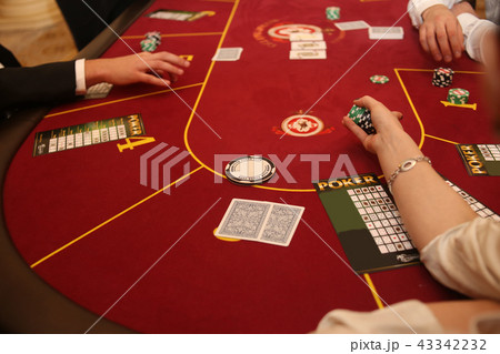 People play casino games croupier dealer focus People play casino games croupier dealer focus 43342232
