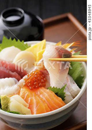 海鮮丼 43348945