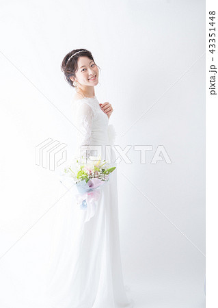 花嫁　ブライダル 43351448