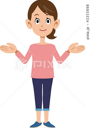 両手を広げる女性 43355698
