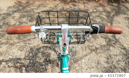 自転車のハンドル 43372807
