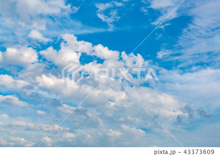 青空と雲 43373609