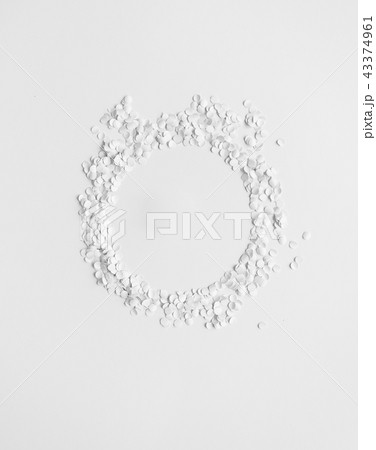 round frame round frame 43374961