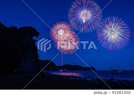 三重県 熊野大花火大会 獅子岩 三重県 熊野大花火大会 獅子岩 43381300