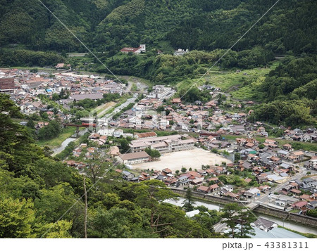津和野城跡から望む津和野の街並み 43381311