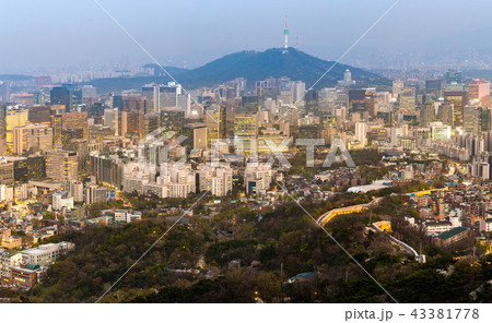 Night view of Seoul Downtown cityscape Night view of Seoul Downtown cityscape 43381778