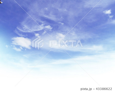 空と雲 43386622