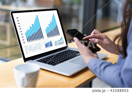 man business analytics and financial Business  43388603