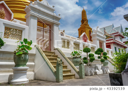 Wat Bowon Niwet is landmark in Thailand Wat Bowon Niwet is landmark in Thailand 43392539